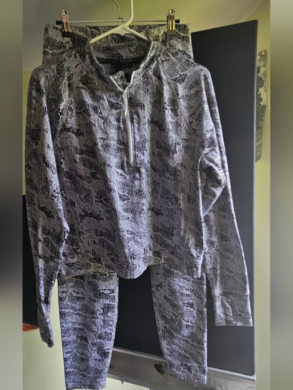 Patterned Long Sleeve Top and Leggings Set